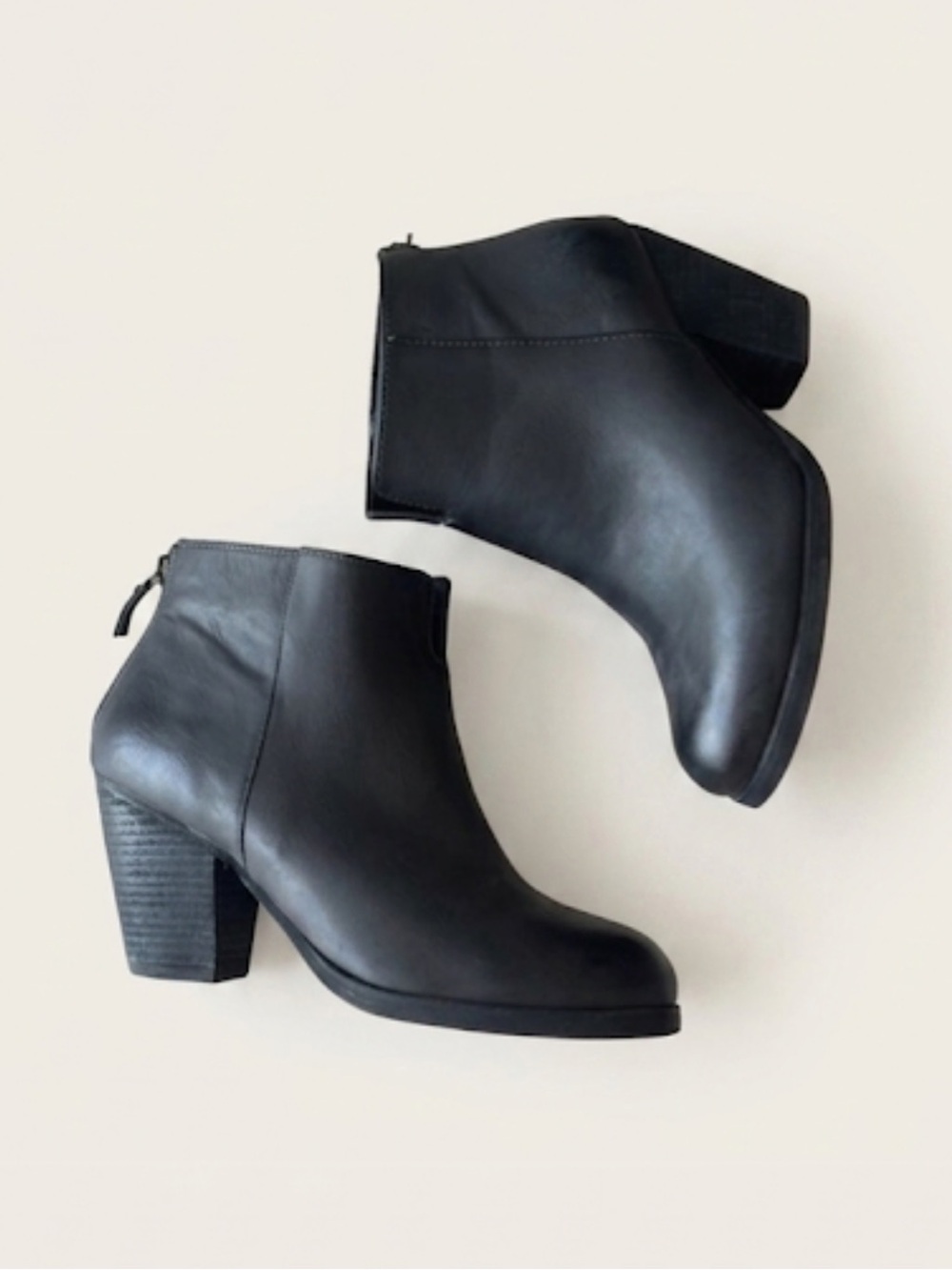 NEW Urban Outfitters Ecoté Black Ankle Boots